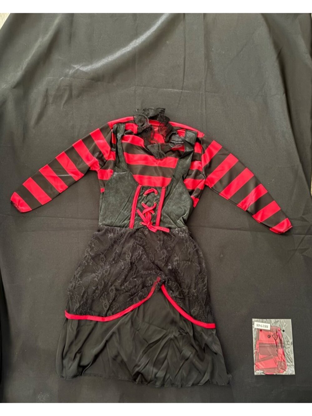 Rubie’s Child Fantasy Costume Medium 8-10 Black & Red Striped Gothic Dress-Up